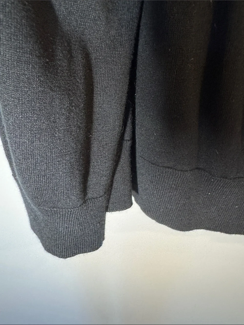 Banana Republic Men’s Black Crewneck Pullover Sweater